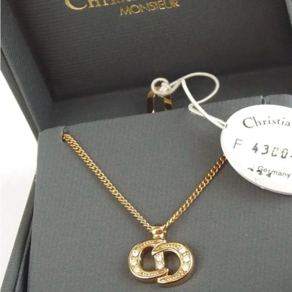 CHRISTIAN DIOR Gold CD Tie Chain - Picture 6 of 7